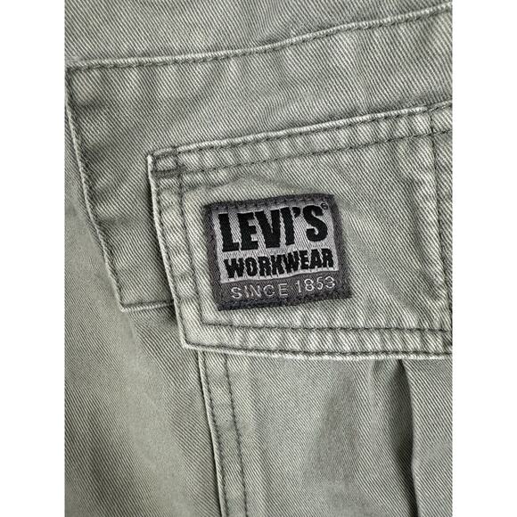 Vintage Levi's Cargo Shorts Mens 36 Olive Green Y2K Distressed Hiking Outdoors - Picture 2 of 9